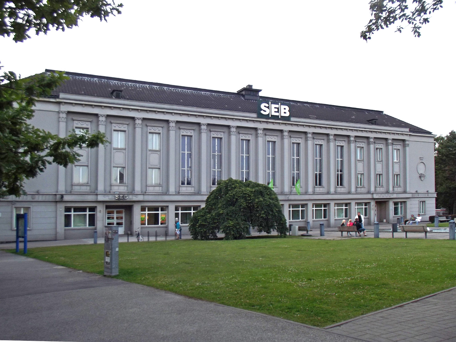 Pärnu (Пярну, Pernau)